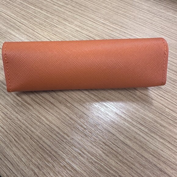 Tory Burch Eyeglass case - Picture 4 of 4